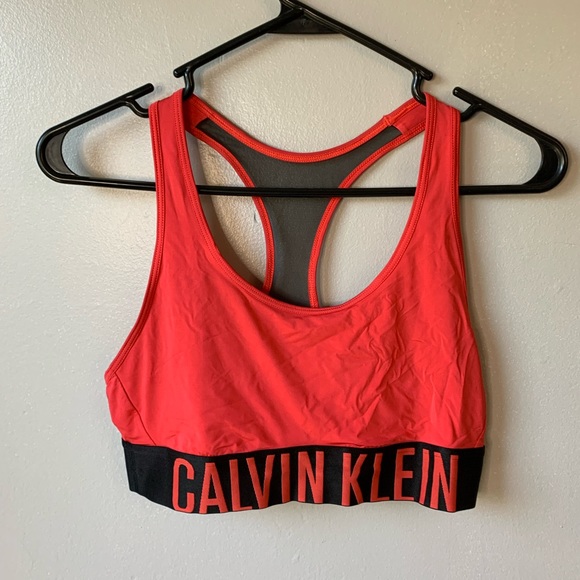 Calvin Klein Other - Calvin Klein Lightly Lined Sports Bra